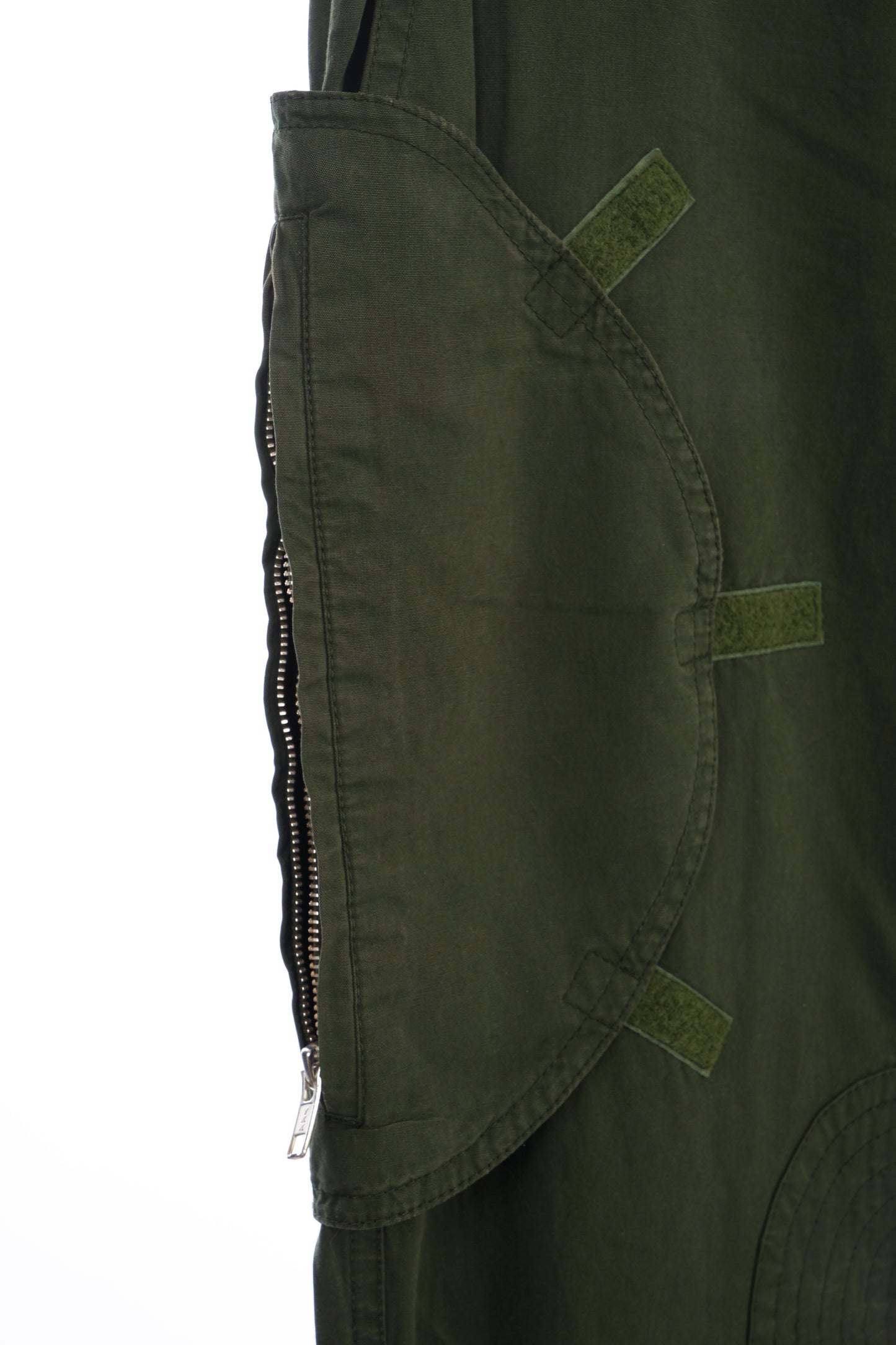 CIRCLE POCKET CARGO SAMPLE PANTS